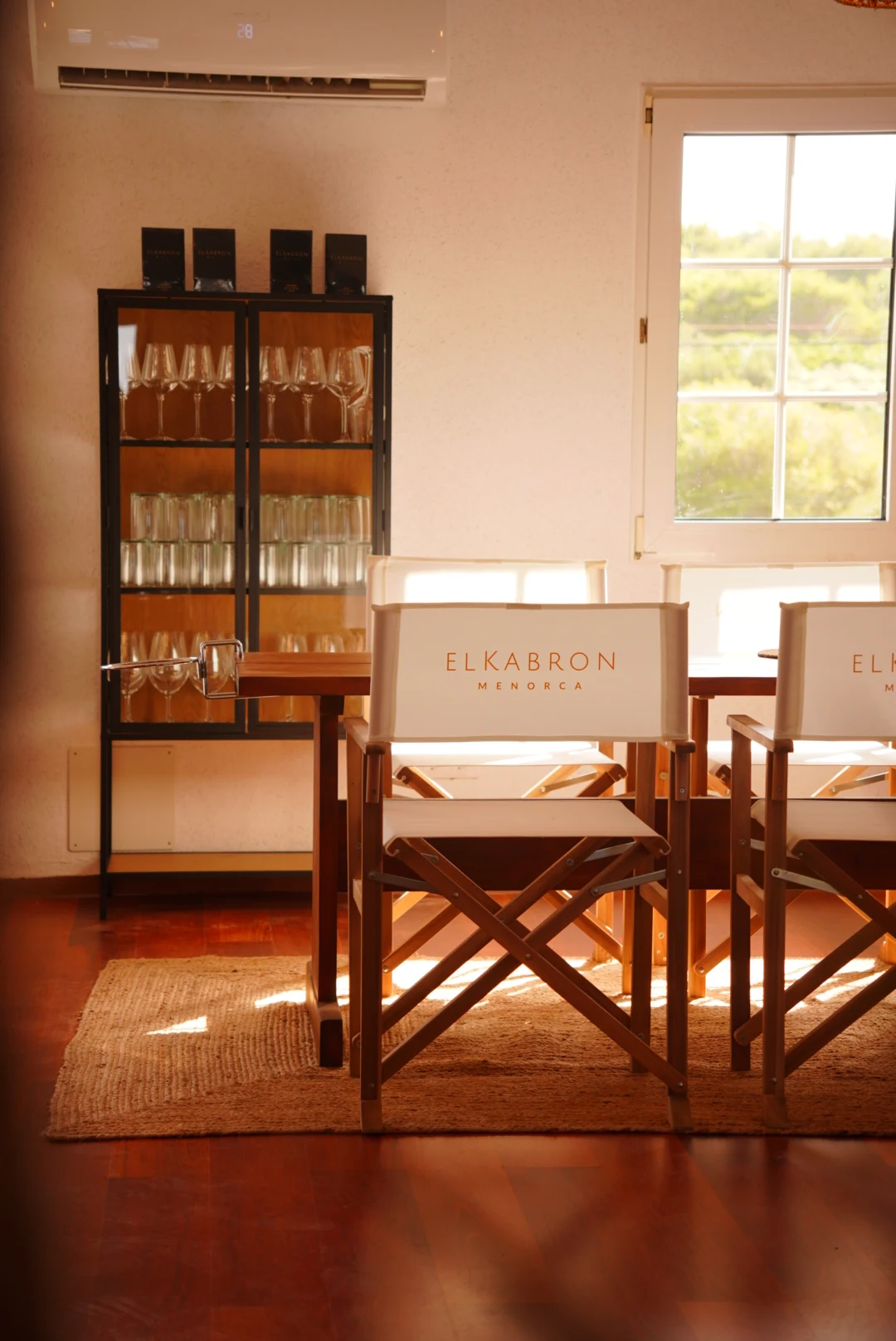 El Kabron Restaurant Menorca Spain Indoor Dinners